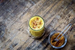 Read more about the article Keto Fat Burning Cinnamon Smoothie